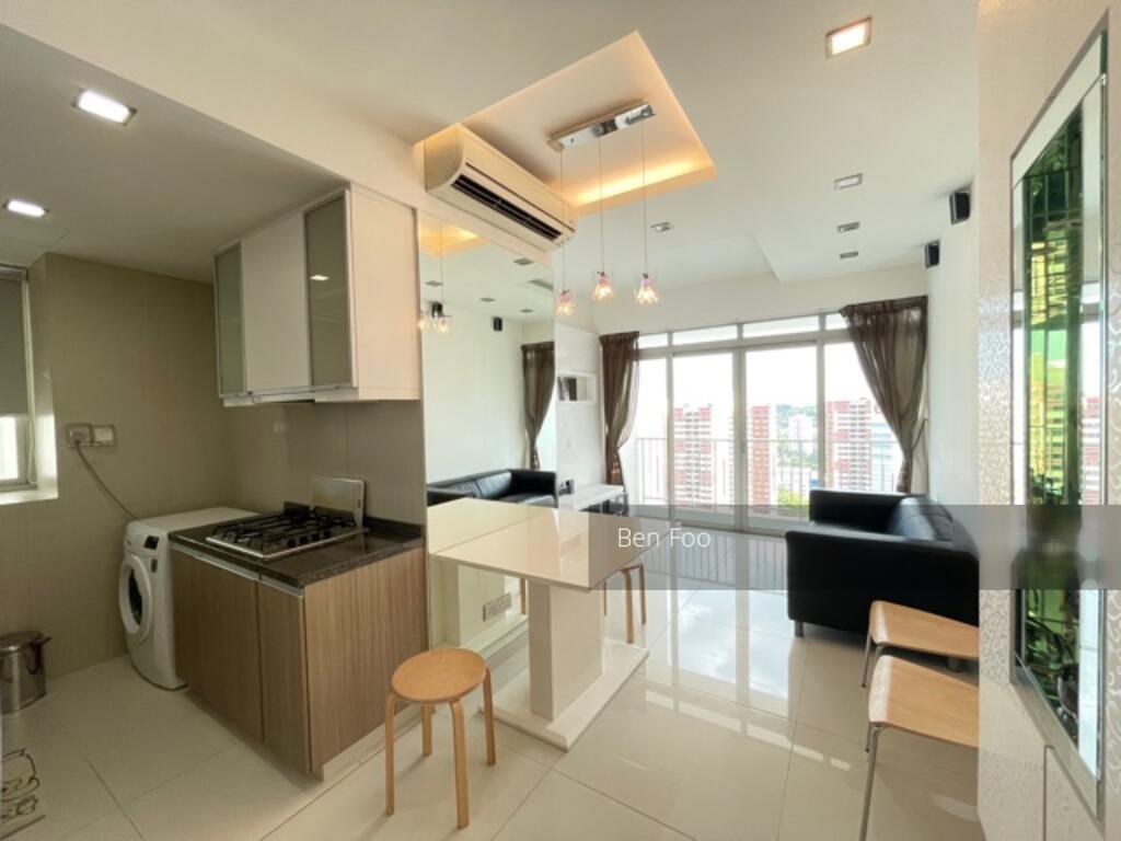 The Metropolitan Condominium thumbnail photo